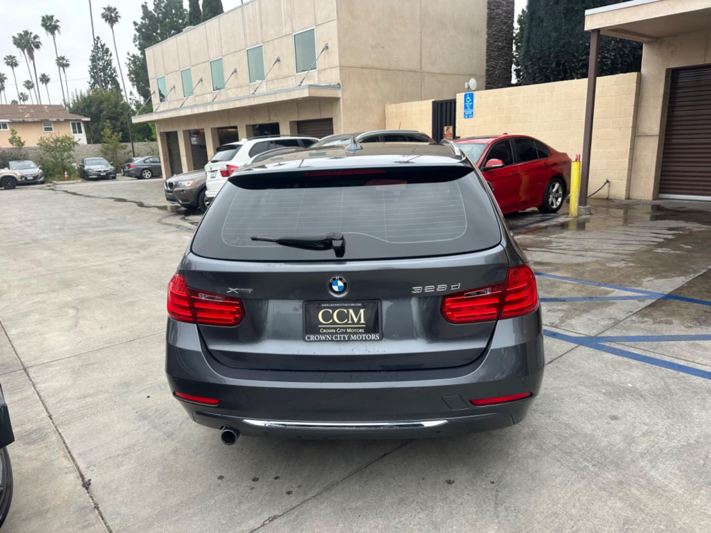 2014 Grey /Black BMW 3-Series Sport Wagon Leather (WBA3K5C53EK) with an 2.0 engine, Automatic transmission, located at 30 S. Berkeley Avenue, Pasadena, CA, 91107, (626) 248-7567, 34.145447, -118.109398 - Photo#3